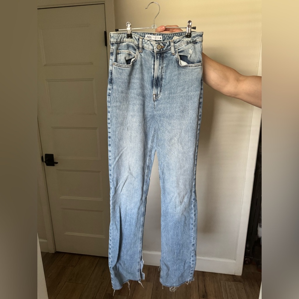 Zara High Rise Split Leg Jeans 6164/054